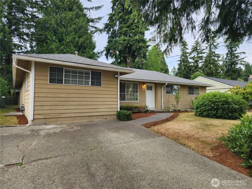 Property photo for 8810 Ne 187th Street, Bothell photo 3