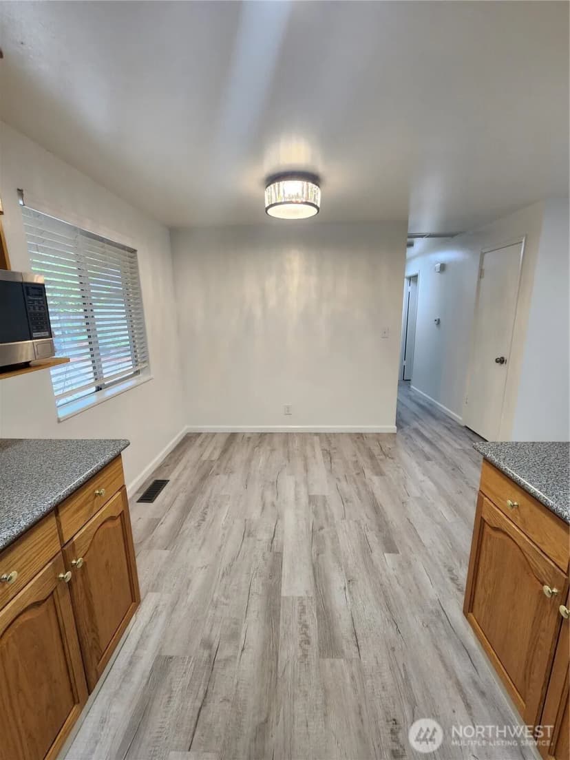 Property photo for 8810 Ne 187th Street, Bothell photo 11