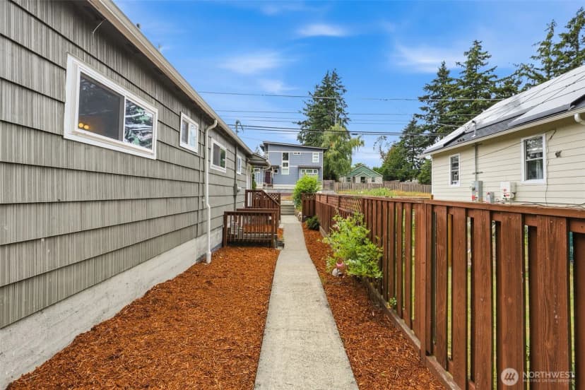 Property photo for 316 Sw 124th Street, Seattle photo 29