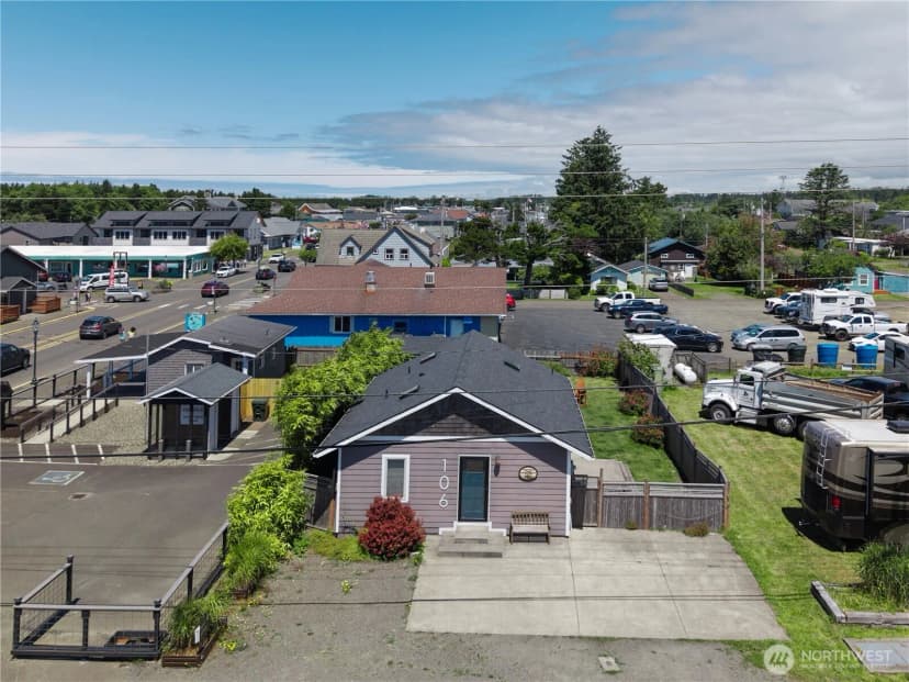Property photo for 106 Sid Snyder Drive E, Long Beach photo 25