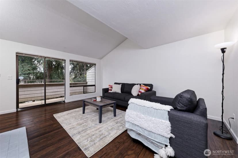 Property photo for 15120 Sunwood Boulevard #oo11, Seattle photo 4
