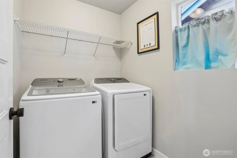 Property photo for 8797 68th Place Ne, Marysville photo 30