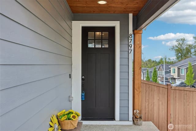 Property photo for 8797 68th Place Ne, Marysville photo 4