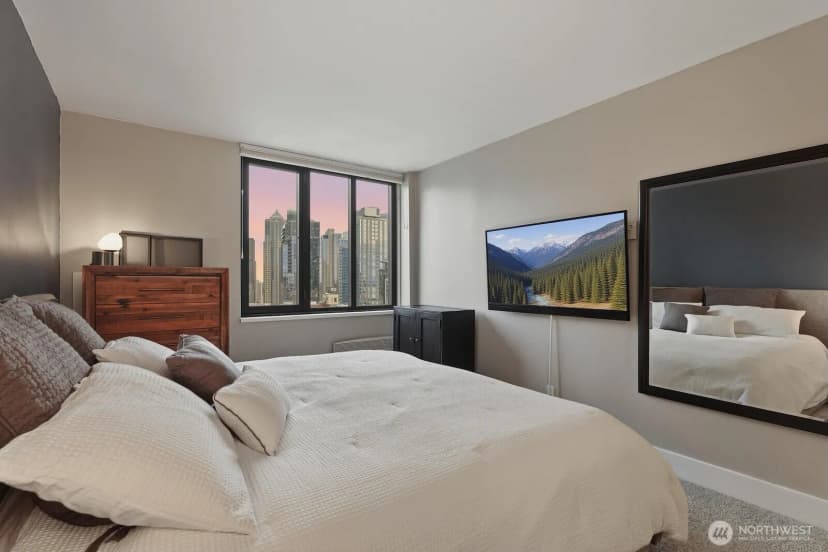 Property photo for 2100 3rd Avenue #2601, Seattle photo 11