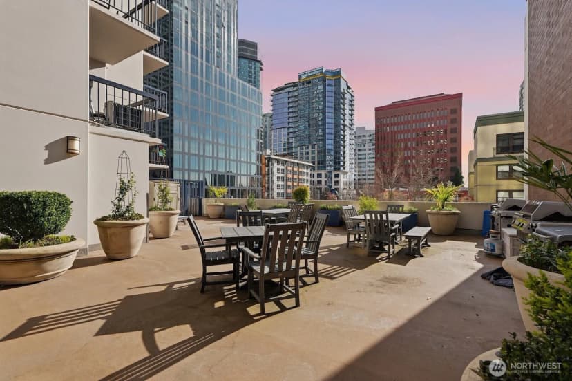 Property photo for 2100 3rd Avenue #2601, Seattle photo 20
