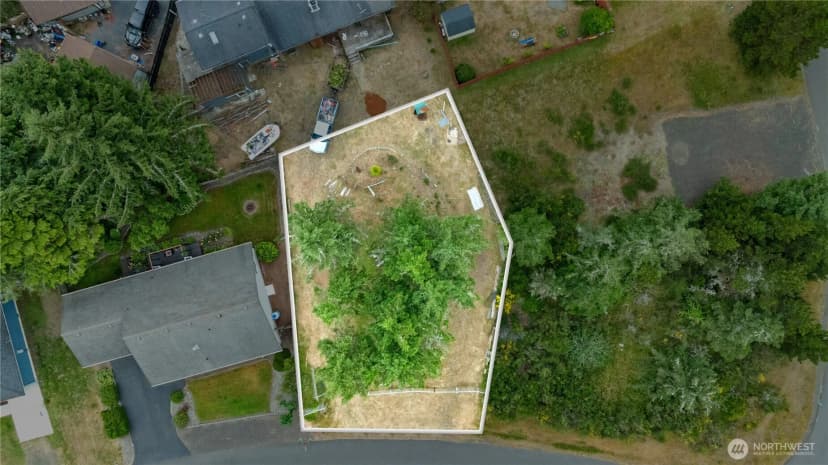 Property photo for 609 Blue Wing Loop Se, Ocean Shores photo 13