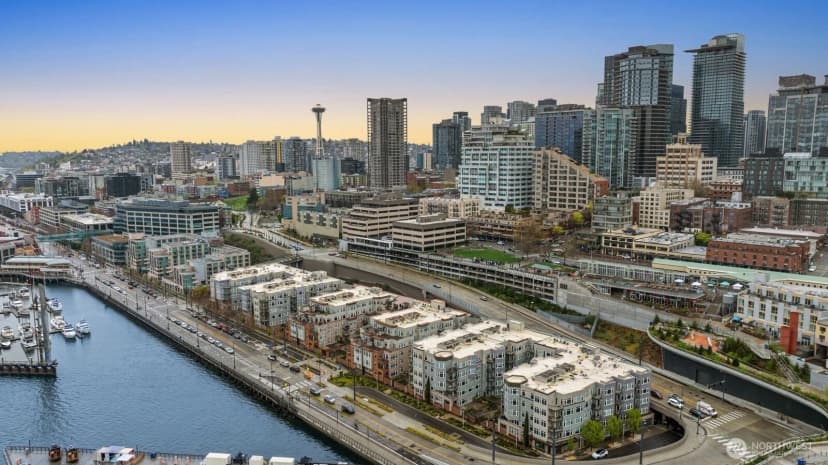 Property photo for 1900 Alaskan Way #316, Seattle
