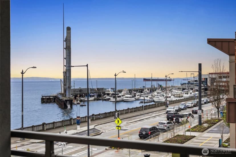 Property photo for 1900 Alaskan Way #316, Seattle photo 16