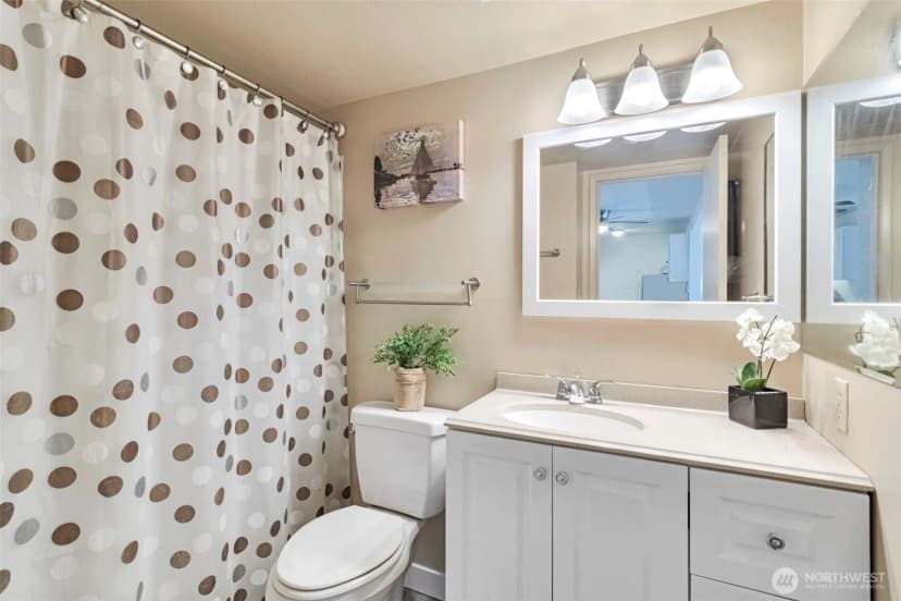 Property photo for 2500 81st Avenue Se #329, Mercer Island photo 7