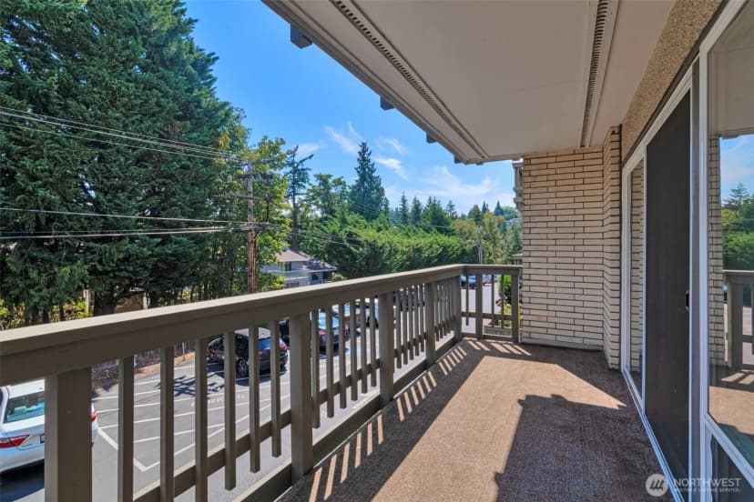 Property photo for 2500 81st Avenue Se #329, Mercer Island photo 13