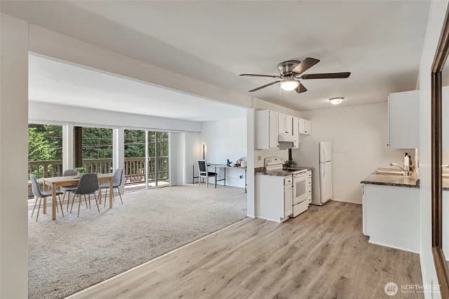 Property photo for 2500 81st Avenue Se #329, Mercer Island photo 3