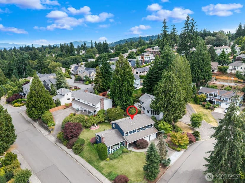 Property photo for 4400 157th Avenue Se, Bellevue photo 32