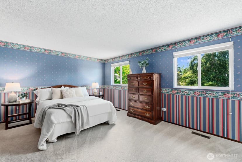 Property photo for 4400 157th Avenue Se, Bellevue photo 17