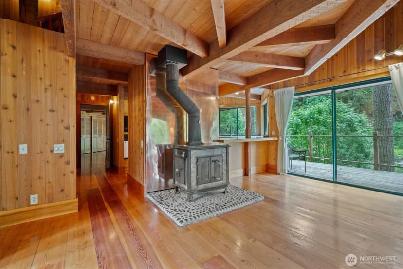 Property photo for 211 Laverne Drive, Kalama photo 9