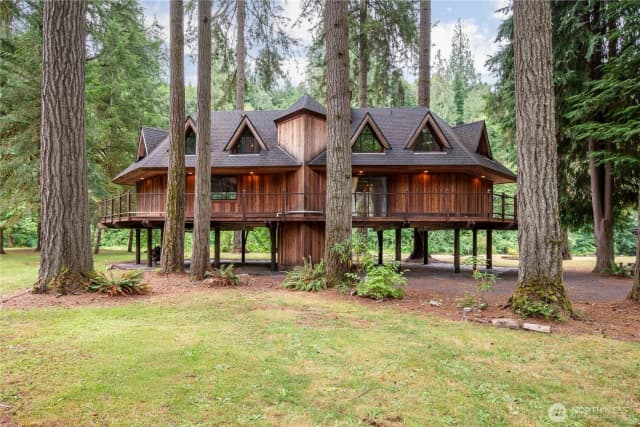 Property photo for 211 Laverne Drive, Kalama photo 5