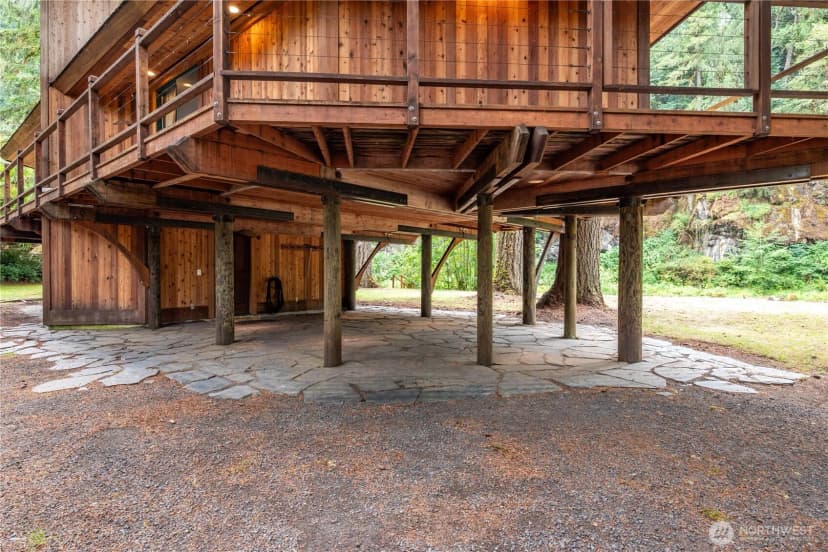 Property photo for 211 Laverne Drive, Kalama photo 35