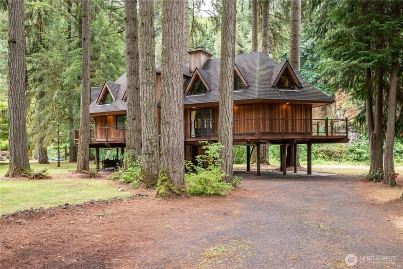 Property photo for 211 Laverne Drive, Kalama photo 4