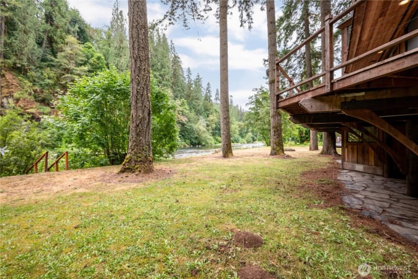 Property photo for 211 Laverne Drive, Kalama photo 34