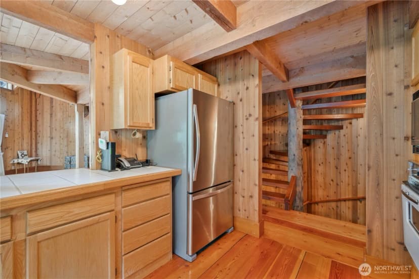 Property photo for 211 Laverne Drive, Kalama photo 14