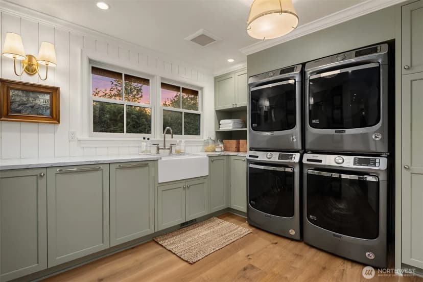 Property photo for 7306 Island Crest Way, Mercer Island photo 26