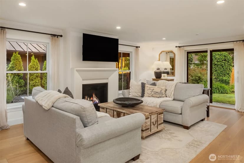Property photo for 7306 Island Crest Way, Mercer Island photo 14