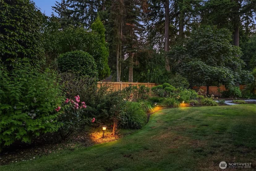 Property photo for 7306 Island Crest Way, Mercer Island photo 30