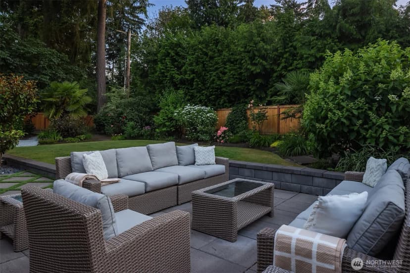 Property photo for 7306 Island Crest Way, Mercer Island photo 28