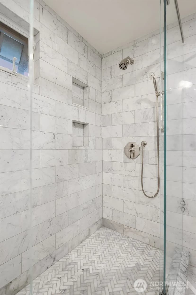 Property photo for 7306 Island Crest Way, Mercer Island photo 20
