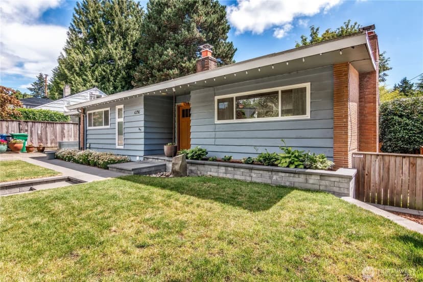 Property photo for 6246 39th Avenue Ne, Seattle photo 32
