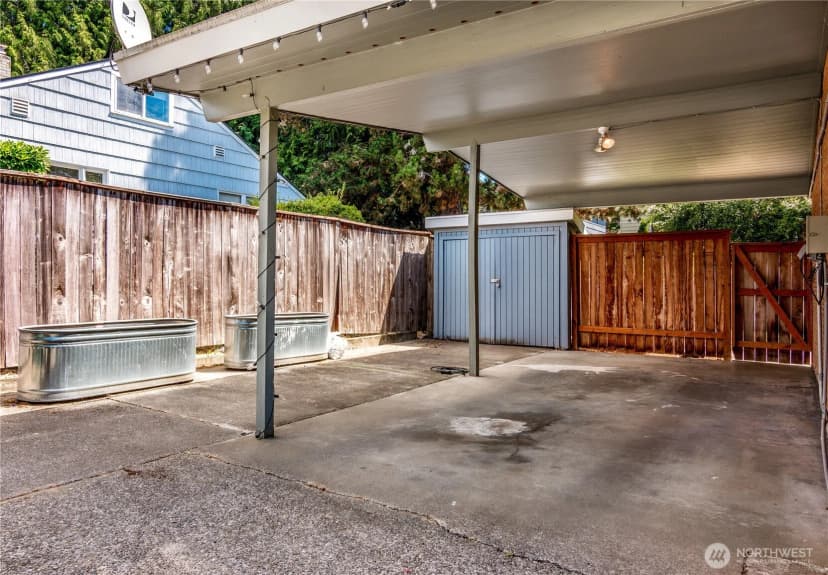 Property photo for 6246 39th Avenue Ne, Seattle photo 31