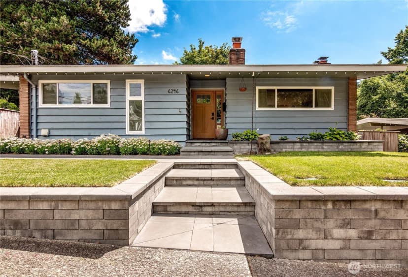 Property photo for 6246 39th Avenue Ne, Seattle
