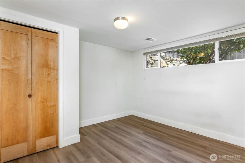 Property photo for 6246 39th Avenue Ne, Seattle photo 20