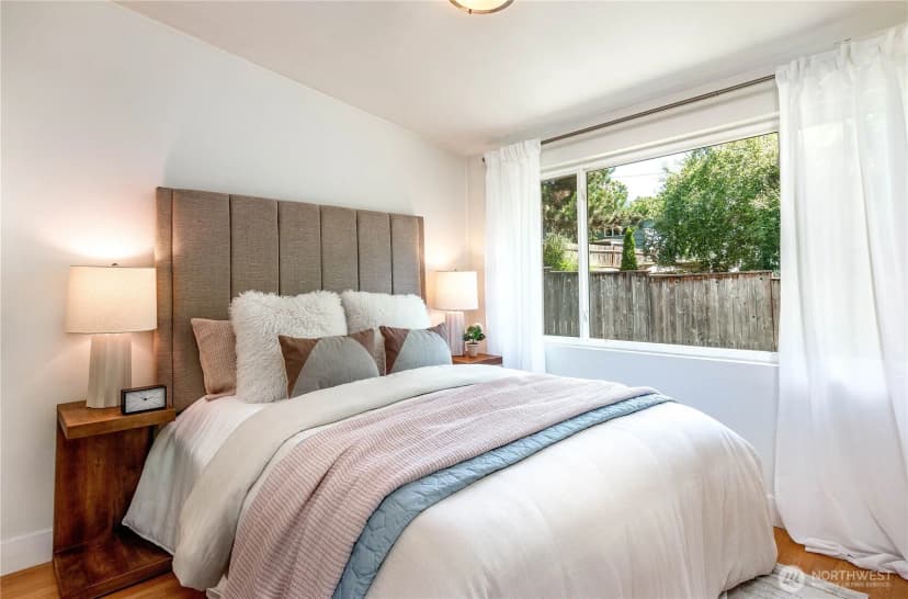 Property photo for 6246 39th Avenue Ne, Seattle photo 17