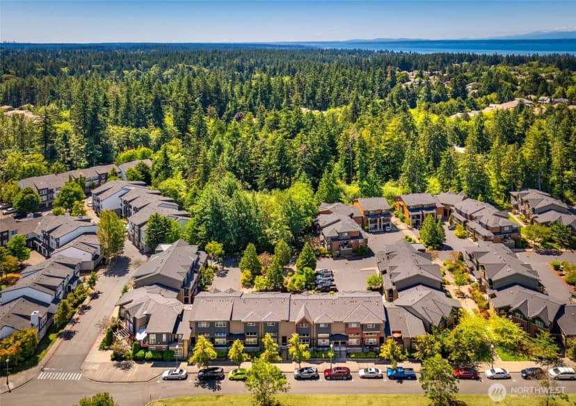 Property photo for 4810 Pointes Drive, Mukilteo photo 18