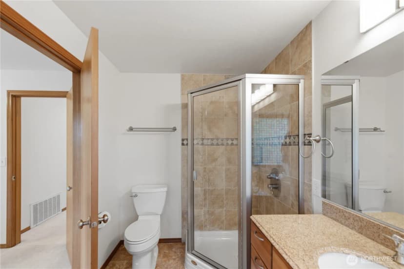 Property photo for 19022 102nd Avenue Sw, Renton photo 20