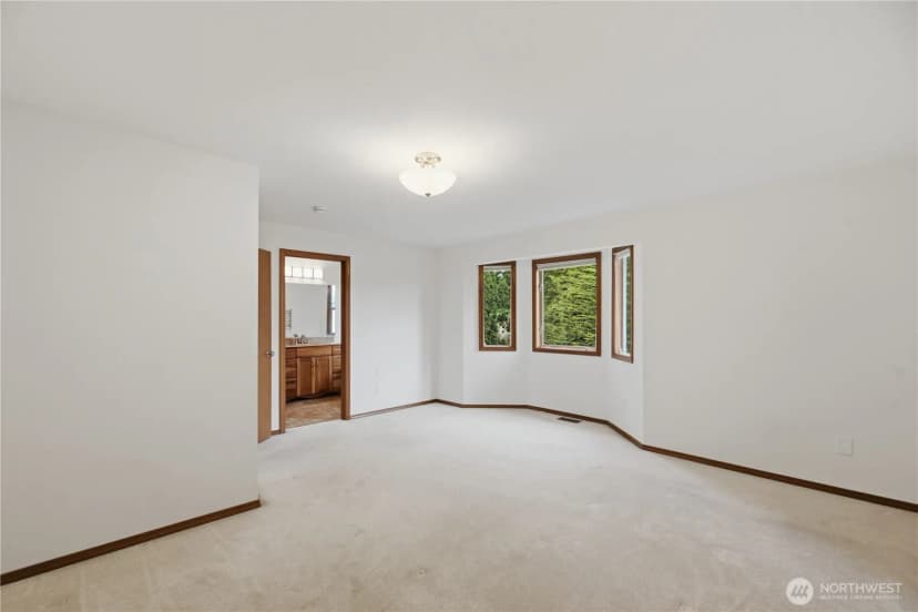 Property photo for 19022 102nd Avenue Sw, Renton photo 16