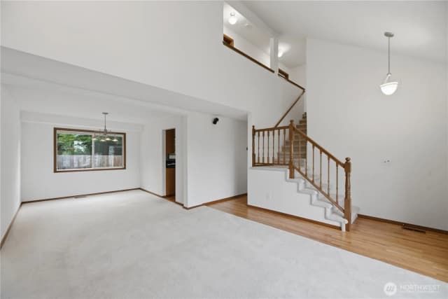 Property photo for 19022 102nd Avenue Sw, Renton photo 5