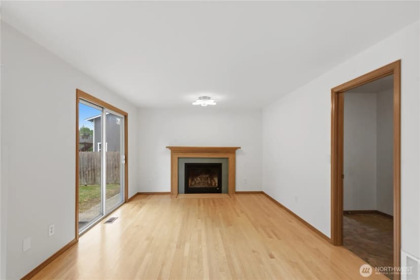 Property photo for 19022 102nd Avenue Sw, Renton photo 8