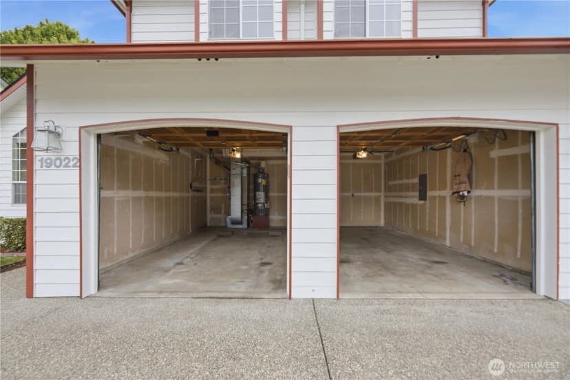Property photo for 19022 102nd Avenue Sw, Renton photo 32