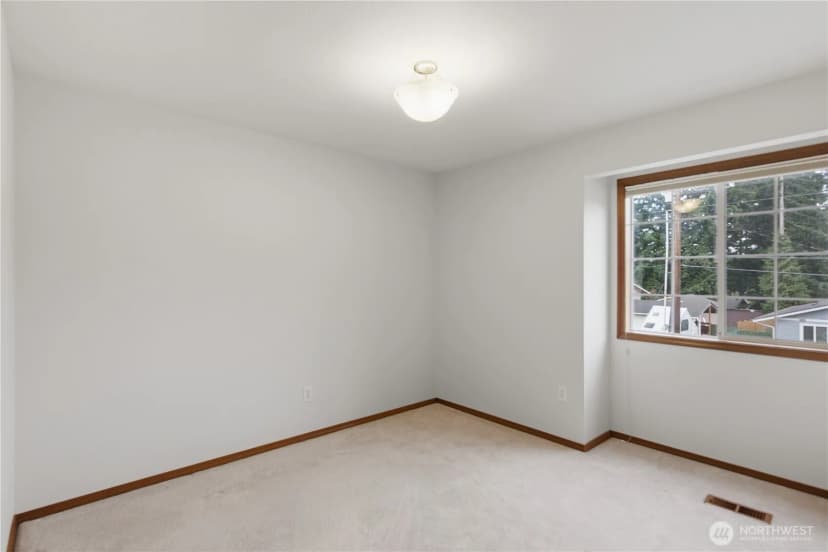 Property photo for 19022 102nd Avenue Sw, Renton photo 27