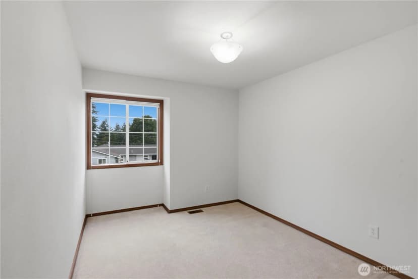 Property photo for 19022 102nd Avenue Sw, Renton photo 26