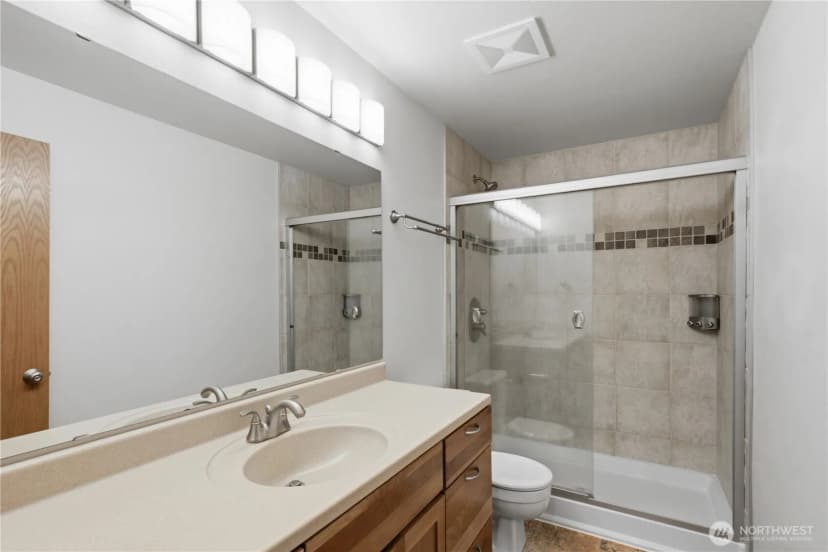 Property photo for 19022 102nd Avenue Sw, Renton photo 22