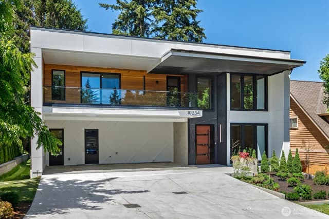 Property photo for 10234 Ne 20th Place, Bellevue