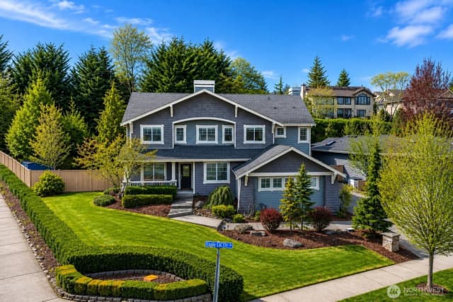 Property photo for 7041 Eagle Lake Drive Se, Snoqualmie
