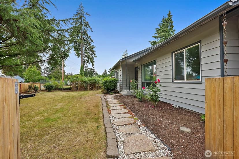 Property photo for 8811 Sw Wildwood Ave, Lakewood photo 19