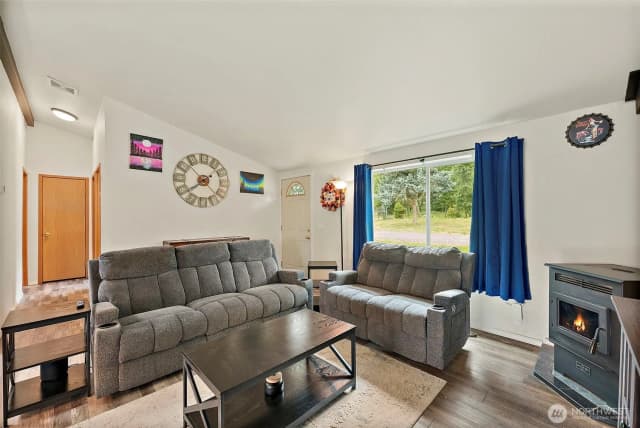 Property photo for 32419 129th Avenue E, Graham photo 4