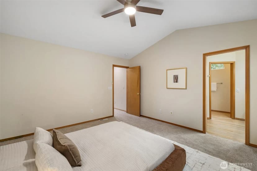 Property photo for 4943 Old Oak Street Se, Olympia photo 6