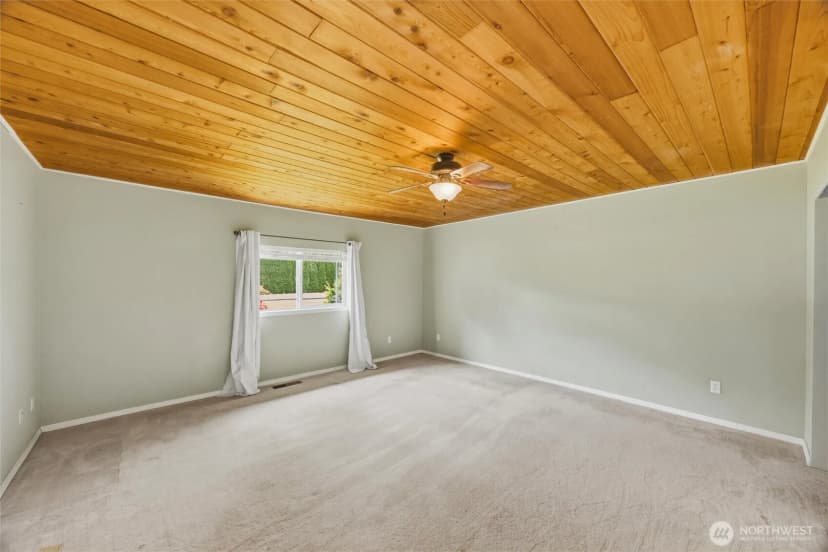 Property photo for 902 Nooksack Avenue, Nooksack photo 6