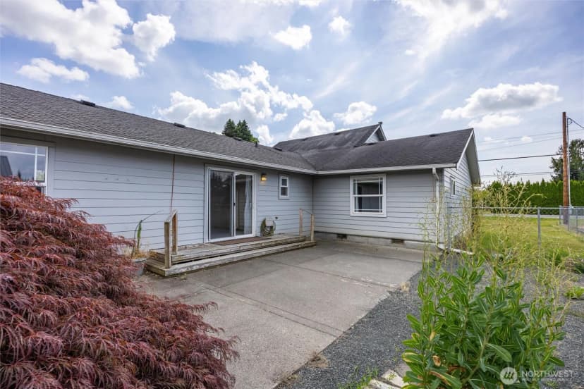 Property photo for 902 Nooksack Avenue, Nooksack photo 25