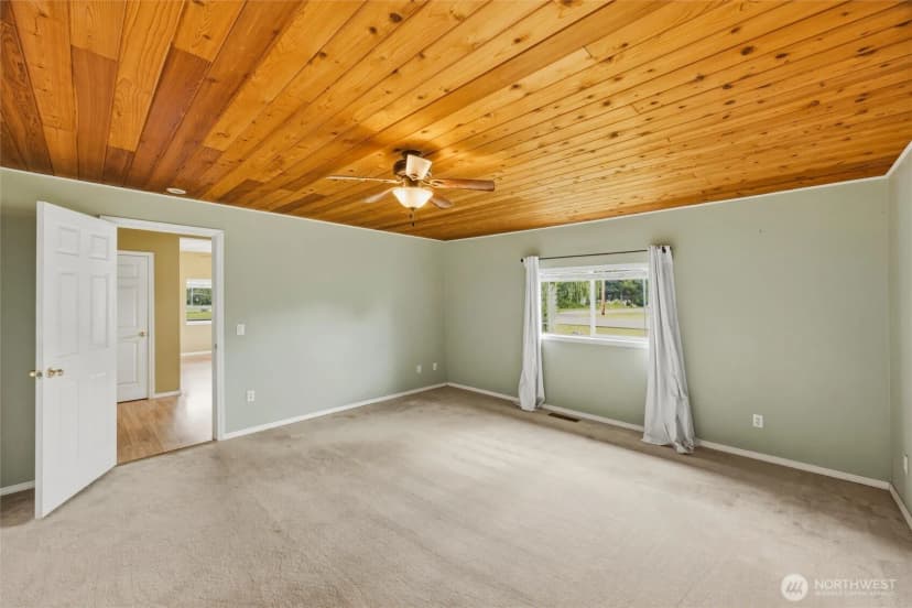 Property photo for 902 Nooksack Avenue, Nooksack photo 7